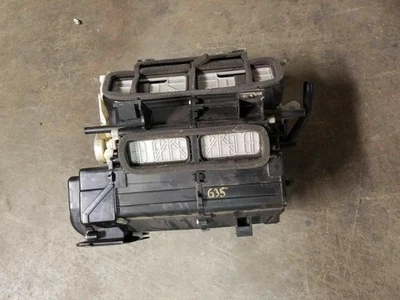 CARCASA MONTAJE UNIDAD CLIMATIZACIÓN INFINITI G35 OEM 2005-2006  Foto 1 de 3