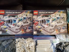 8154 LEGO Racers: Brick Street Customs ( 1,021 pieces ) Very Cool Set