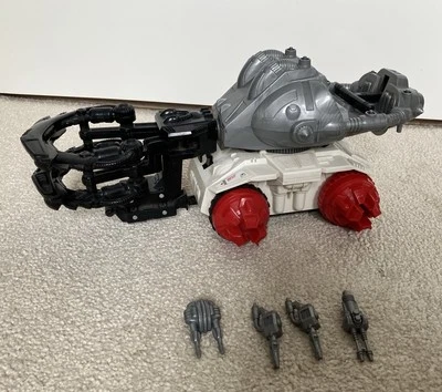 Vintage 1983 Tomy R.A.T.S Robot Anti Terror Squad Toy Vehicle - Grapplor Claw - Image 1 of 4