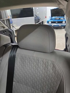 Headrest VW TIGUAN Left 18 19 20 21 - Picture 1 of 1