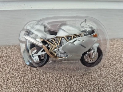 Nuevo 1/18 Ducati Supersport 900Fe Diecast Juguete Motocicleta Modelo - Imagen 1 de 3