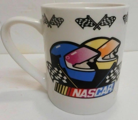 NASCAR Racing 10 Oz. 2002 Coffee Mug Cup Gibson Collectible Cover