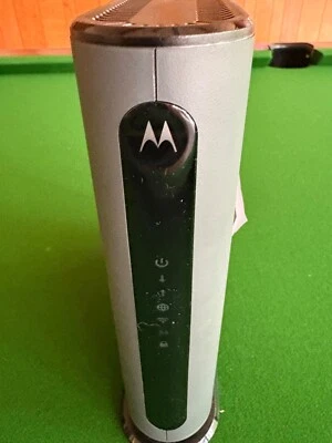 Motorola MG7700 AC1900 Dual-Band DOCSIS 3.0 Cable Modem. 1000 MPS.  Xfinity, Cox - Image 1 of 3