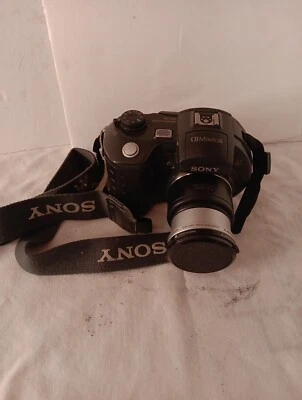 Sony CD Mavica MVC-CD500 Digital Camera Zeiss Lens - Image 1 of 4