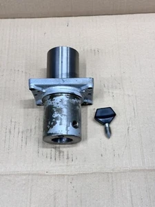 Hobart Nabenaufsatz Guss- & Rändelschraube 00-874290-00005 HL600 HL662 Mixer - Bild 1 von 5