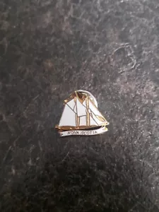 Nova Scotia Blue Nose Canada Ship Lapel Pin Pinback FREE COMBINED SHIPPING - Picture 1 of 2