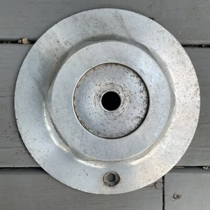 VINTAGE ALUMINUM EAGLE WHEEL CENTER CAP 8-1/8'' DIAMETER - ONE (1x) SINGLE - Picture 1 of 8