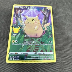 Pokémon TCG Celebrations Pikachu Holo Card 005/025 25th Anniversary Heavy Play - Picture 1 of 3
