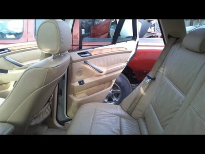 X5        2005 Door Trim Panel Rear 27090447 Foto 1 de 4