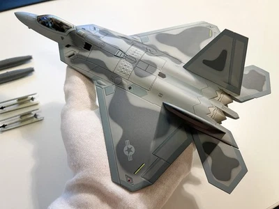 Aereo F-22 Raptor 05-4098 95TH FS Op. Atlantic Resolve 1:72 Hobby Master HA2816 - Immagine 1 di 4