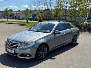 mercedes-benz e-klasse 2010 w212 e 200 cgi - Bild 1 von 14