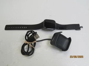 Fitbit Versa 2 tracker d'activité au poignet (FB507BKBK) NOIR [DJ453] - Photo 1/5