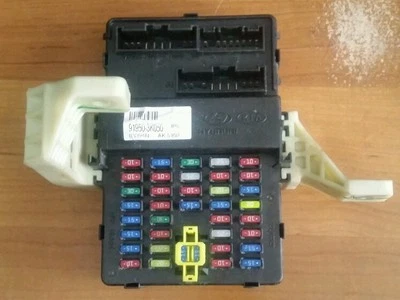 Hyundai Sonata 2006 2007 caja de fusibles bloque relé unión caja de fusibles 91950-3K050 OEM Foto 1 de 4