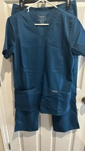 Cherokee Workwear Revolution Scrub Set Modern Classic Women's Sz S Petite NWT - Picture 1 of 12