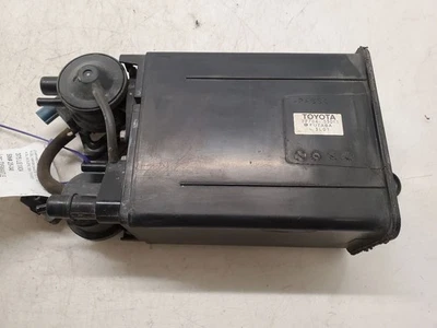 Lexus SC430, bote de vapor de combustible, 2001-2005, 4,3 L, V8, 3UZFE, 77704-53011, OEM Foto 1 de 4