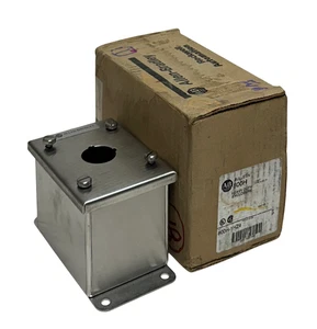 ALLEN BRADLEY 800H-1HZ4 /P BULLETIN 800H HEAVY-DUTY ENCLOSURE / PUSH BUTTON NSMP - Picture 1 of 5