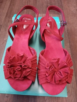 Clarks Wedge Onslow Dance UK 6 D Cherry Suede Sandals - Image 1 of 4