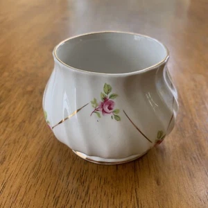 Vintage Sadler England Sugar Bowl Open Rosebud Gold Trim - Picture 1 of 10