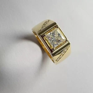 NEW Moissanite 2Ct Princess Men's Wedding Ring Band 14K Yellow Gold Plated - Picture 1 of 5