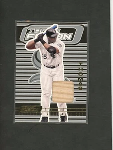 2001 Topps Fusion F6 Frank Thomas Stück Baseballschläger Einsatz Neuwertig - Bild 1 von 2