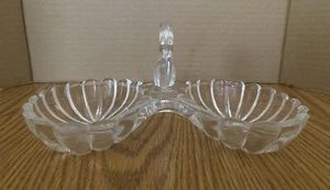 VINTAGE HEISEY KLARGLAS GETEILT RELISH SCHALE MIT SKULPTURIERTEM GRIFF - SELTEN - Bild 1 von 7