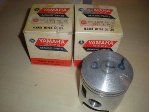 NOS Pistons (2-pair) Yamaha SL-396 Snowmobile, 807-11631-00-97 (65mm, 2.56") - Picture 1 of 3