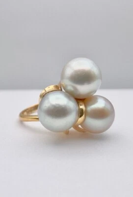 Vintage 18K Yellow Gold 8mm White & Light Grey Pearl Cluster Ring - Image 1 of 4