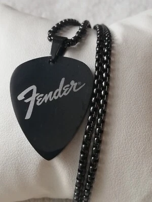 Colgante de titanio 316L de acero inoxidable con logotipo de guardabarros para guitarra de motociclista Foto 1 de 4