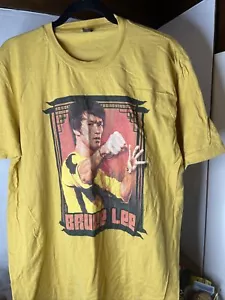 BRUCE LEE YELLOW GRAPHIC MARTIAL ARTS T SHIRT SIZE XL TEE - Picture 1 of 8