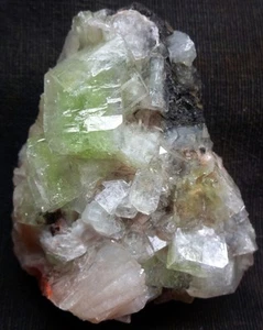 LIGHT GREEN APOPHYLLITE CUBES W/ STILBITE ON MATRIX MINERALS SPECIMENS - Picture 1 of 3