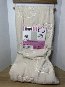 Hello Kitty Cream Embossed Blanket - Picture 1 of 3