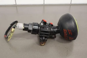 99-07 Toyota LandCruiser Right Passenger Front Suspension Accumulator W/Valve - Picture 1 of 7