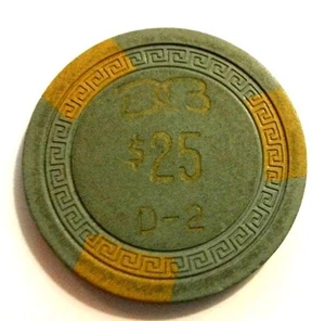 $ 25 DORADO BEACH DB Casino chip Puerto Rico D-2 Small Key GY poker token ficha - Picture 1 of 3