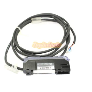 .1Pcs KEYENCE DIGITAL FIBER SENSOR FS-V21RP FSV21RP New in Box Free Ship - Picture 1 of 5