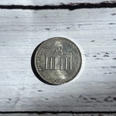 Alemania República Federal 1991 plata 10 marcos Puerta de Brandeburgo 200 aniversario Foto 1 de 4