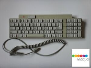 Apple Desktop Bus Keyboard with Cable for Apple IIgs 825-1302-B A9M0330 658-4081