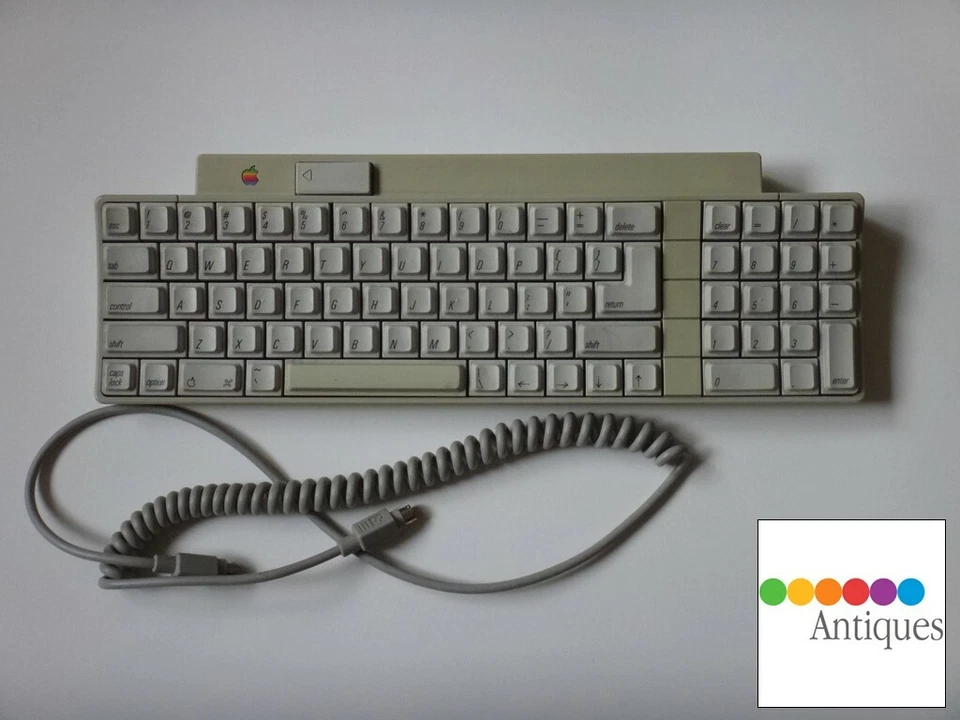 Apple Desktop Bus Keyboard with Cable for Apple IIgs 825-1302-B A9M0330 658-4081 - Image 1 of 1