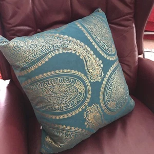 Marlo Lorenz Signature Thro Throw Pillow Metallic Gold Beaded Teal Green Paisley - Picture 1 of 7