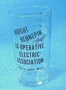 Vetro di misura - Wright Hennepin Co-Op - Lago d'acero, MN - MG4a - Foto 1 di 1