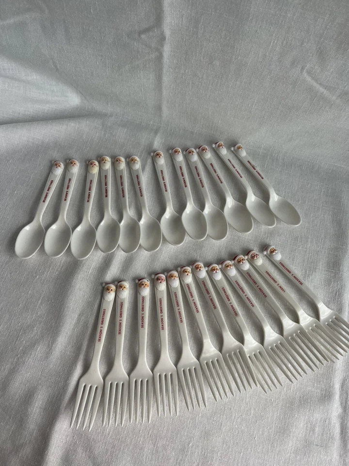 24 tenedores y 12 cucharas de colección MCM de plástico blanco vacaciones Navidad Santa Hong Kong Foto 1 de 4