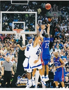MARIO CHALMERS  KANSAS JAYHAWKS "THE SHOT"  ACTION SIGNED 8x10 - Picture 1 of 1
