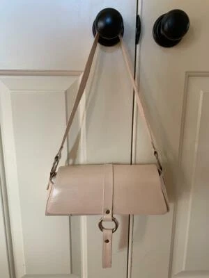 Auténtico Bolso de Hombro STUART WEITZMAN Rubor Rosa Pálido Este Oeste Foto 1 de 4