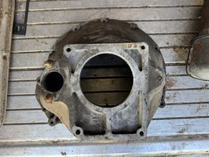 Dodge Dakota Bell 1987-1991 carcasa 3,9 L V6 4338364 embrague hidráulico - Imagen 1 de 8