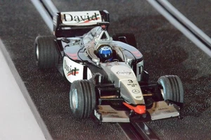 CARRERA Evolution 1:32 McLaren Mercedes F1 David Coulthard - Bild 1 von 10