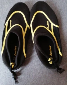 SCARPE ANTISCIVOLO DA SCOGLIO Spiaggia Shoes Scarpette Mare Piscina Barca - Foto 1 di 4