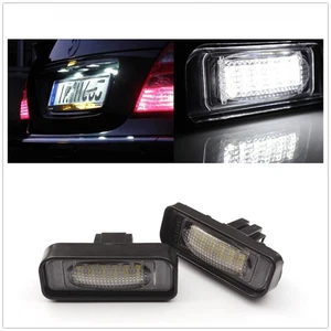 Für 1999-2005 2004 Mercedes Benz W220 S-Klasse Kennzeichenbeleuchtung Lampe Neu - Picture 1 of 5