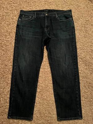 EUC Lucky Brand Jeans 221 Original Straight tag=40x30 (MEASURED 40x28) (9723) - Image 1 of 4