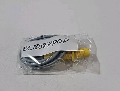 *USED* Carlo Gavazzi EC1808PPOP Proximity Switch Capacitive Electromatic - Image 1 of 4