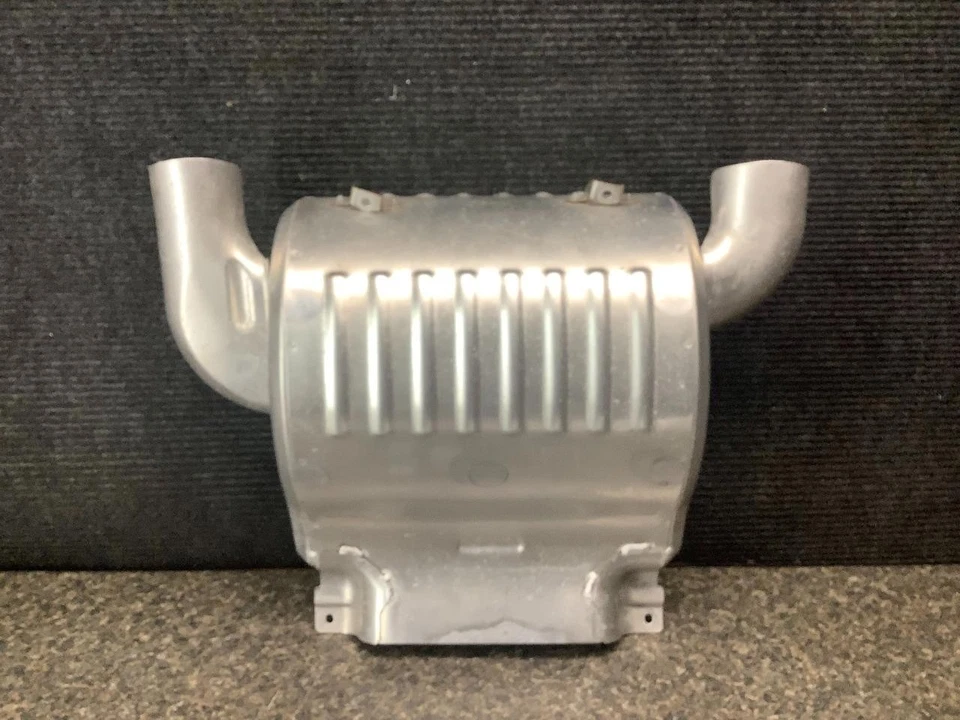 11 Yamaha RS Vector LTX GT Exhaust Heat Shield 71B - Image 1 of 3