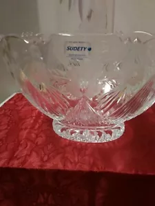 Sudety Hand Made in Poland 24% Lead Crystal Basket - Picture 1 of 12